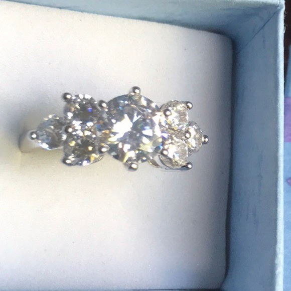 Brilliant Cut Ring “Very Impressively Sparkly”♥️ - Picture 7 of 7